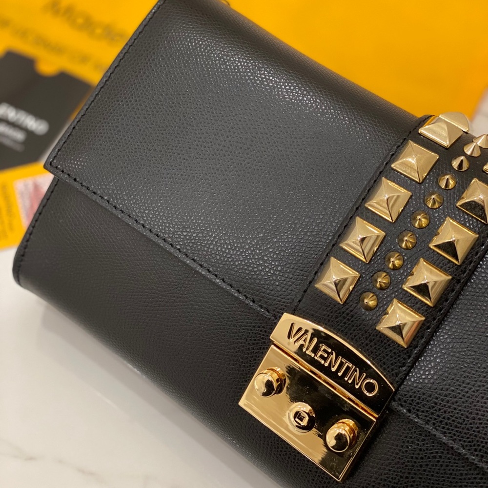 Valentino Clutch